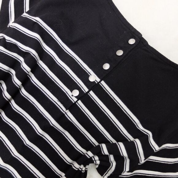 Liz Claiborne Black White Back Button 3/4 Sleeve Top Size Large - Picture 5 of 6